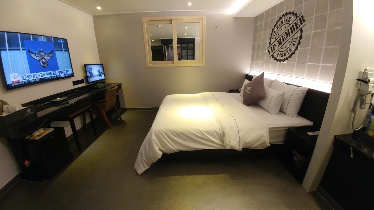 Vovo Hotel Seosan Eksteriør billede